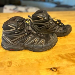 Salomon X-Ultra hiking shoes Gore-Tex
